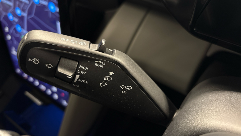 Ford Explorer 210kW Premium 77kWh 5dr Auto Electric Estate